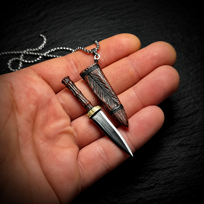 Red Dagger