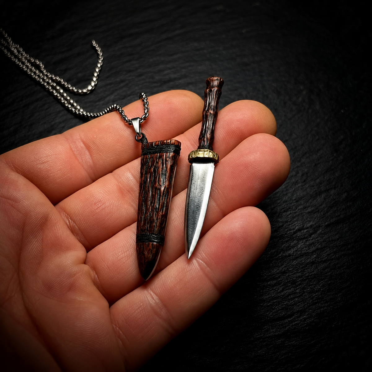 Red Dagger